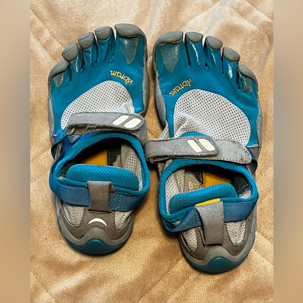 Vibram FiveFingers Treksport